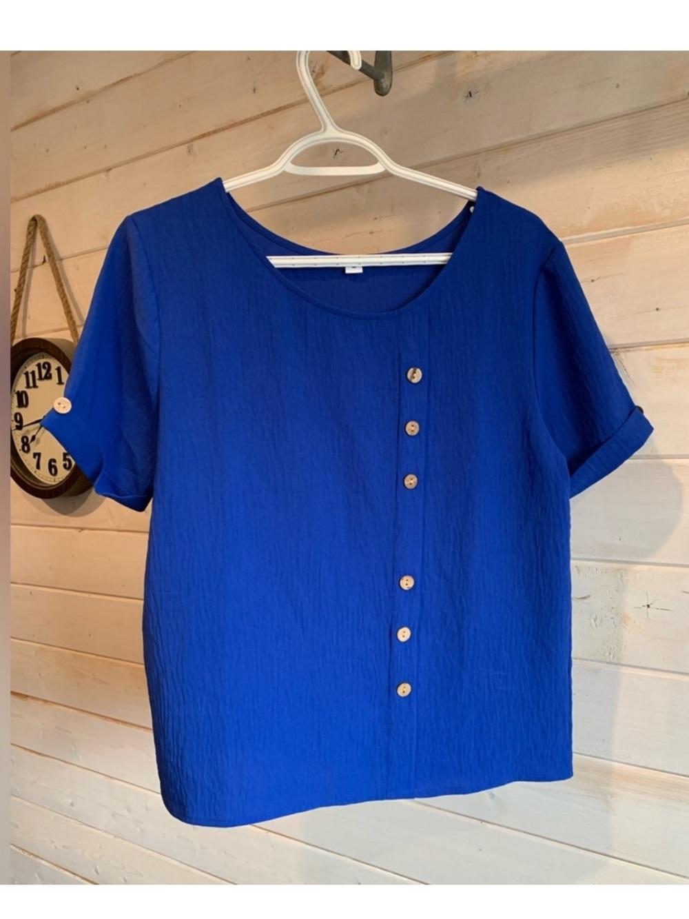 EUC | Women’s Royal Blue Short Sleeve w/ Button Accent